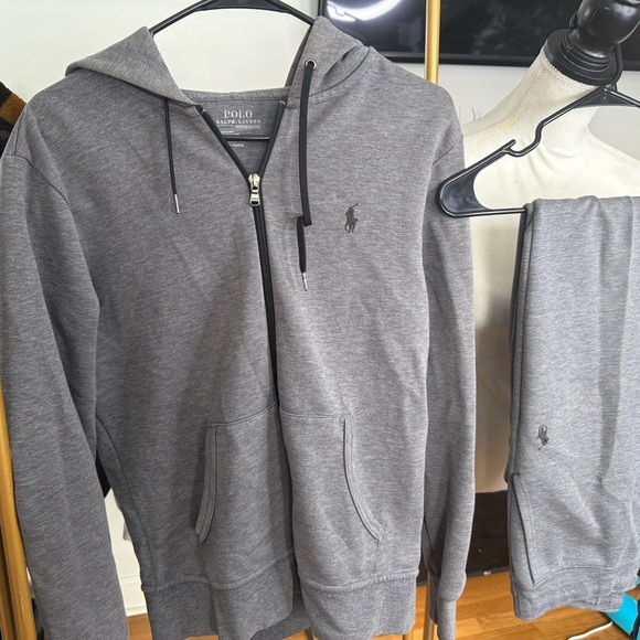 Polo Ralph Lauren Gray Hoodie and Sweatpants Set - Picture 3 of 11